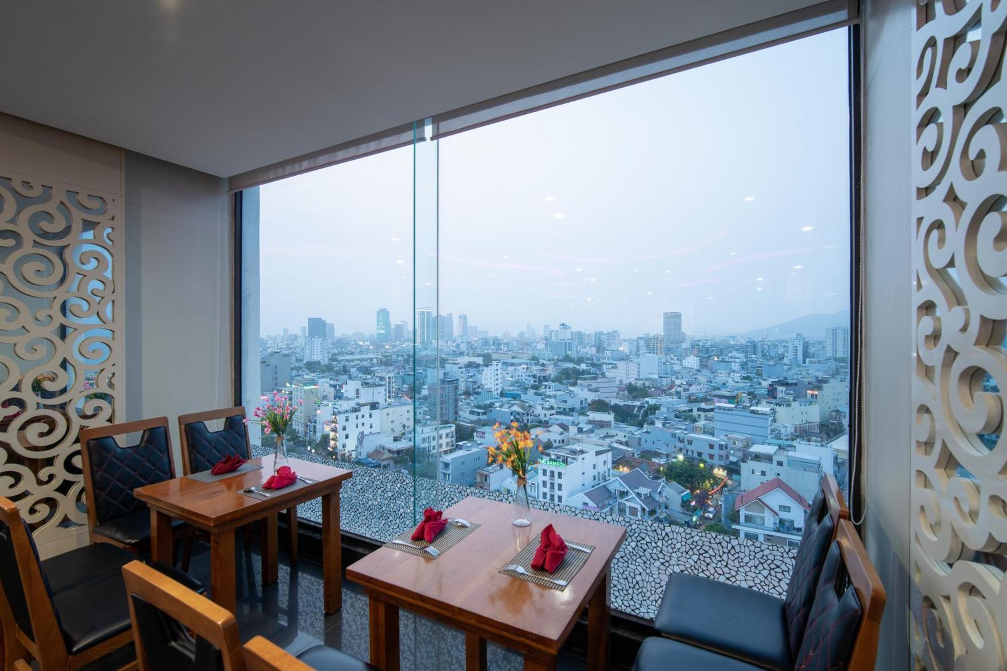 Golden Sun Apartment By New Sky Travel Da Nang Exterior photo