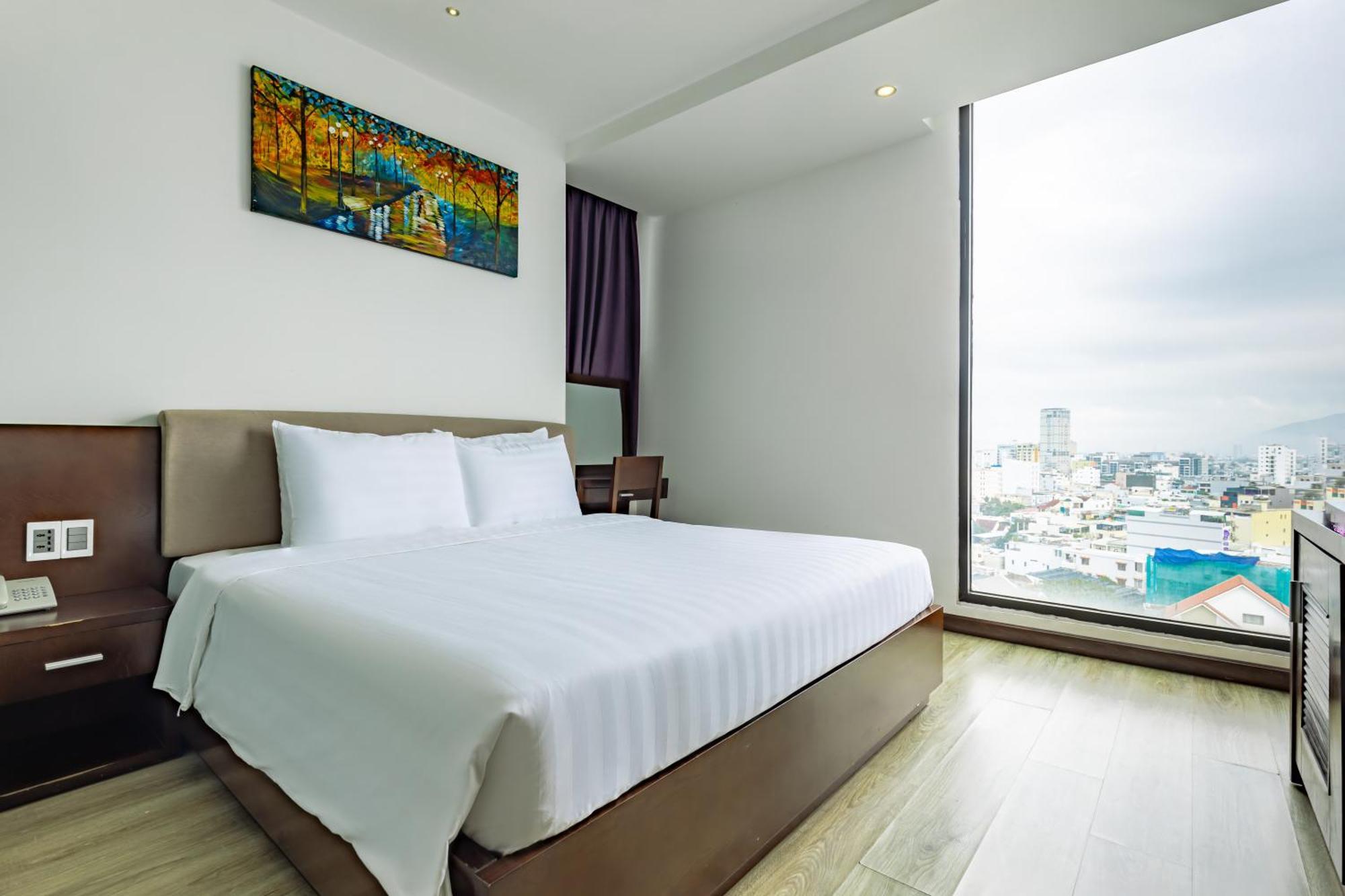 Golden Sun Apartment By New Sky Travel Da Nang Exterior photo
