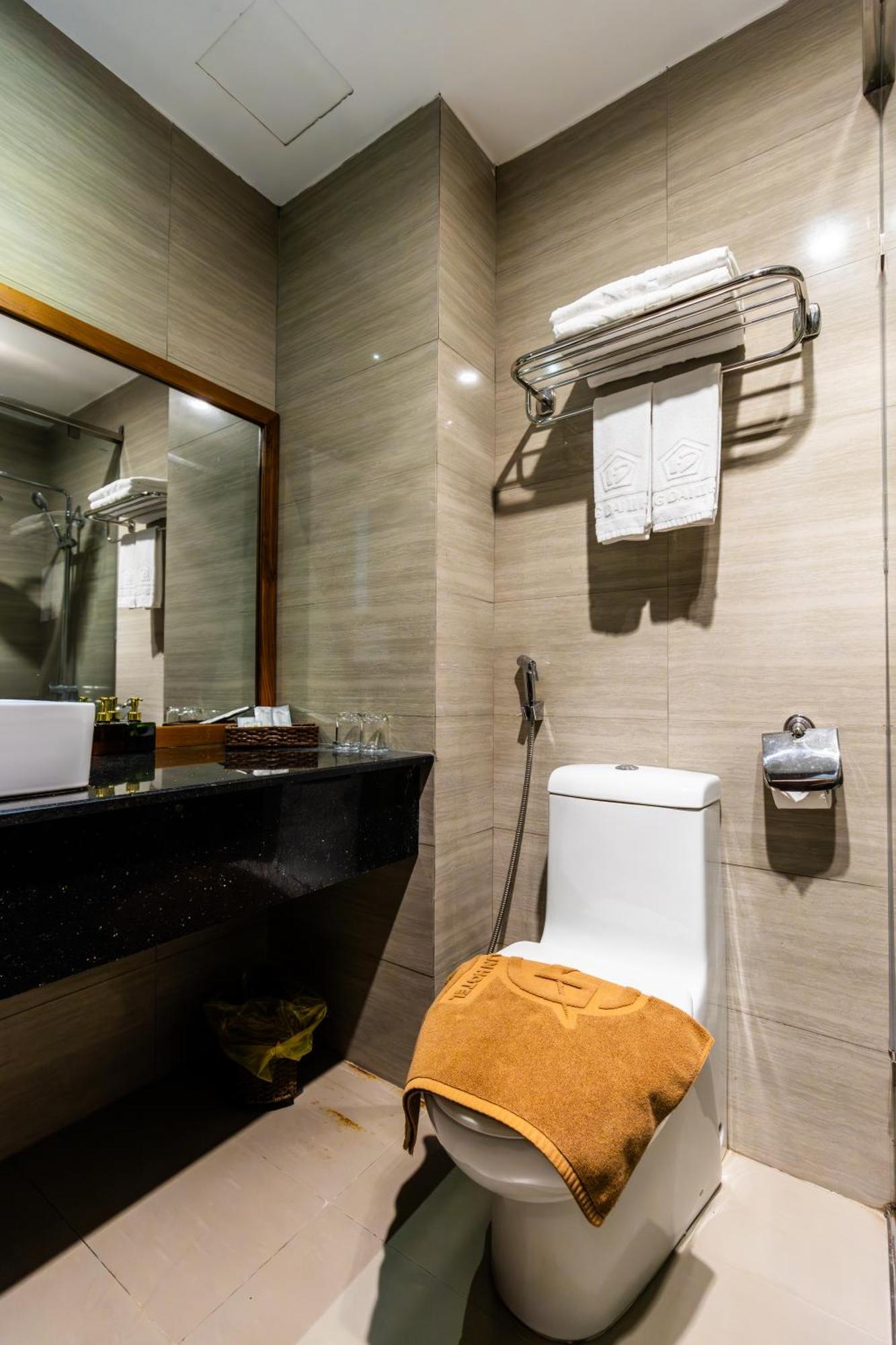 Golden Sun Apartment By New Sky Travel Da Nang Exterior photo